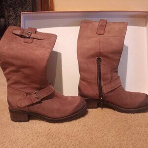 3/4 Taupe Boots